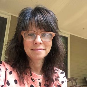 Meet your Posher, Nell